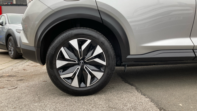 Nissan Juke 1.0 DiG-T Acenta Premium 5dr Petrol Hatchback